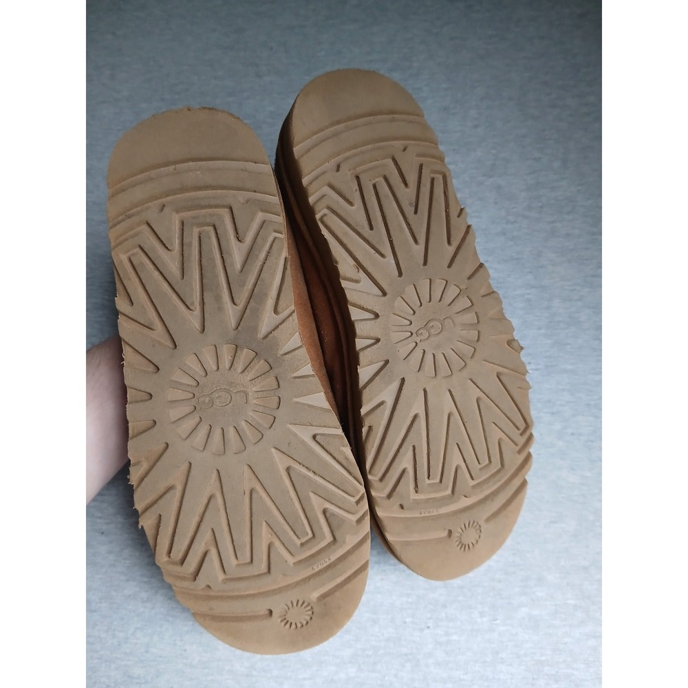 Ugg Slippers Womens 7 Tasman Sheepskin Lined Moccasin Cozy Slip On Western - Picture 7 of 10
